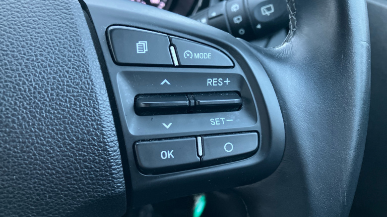 Hyundai i10 1.0 MPi SE Connect 5dr Petrol Hatchback